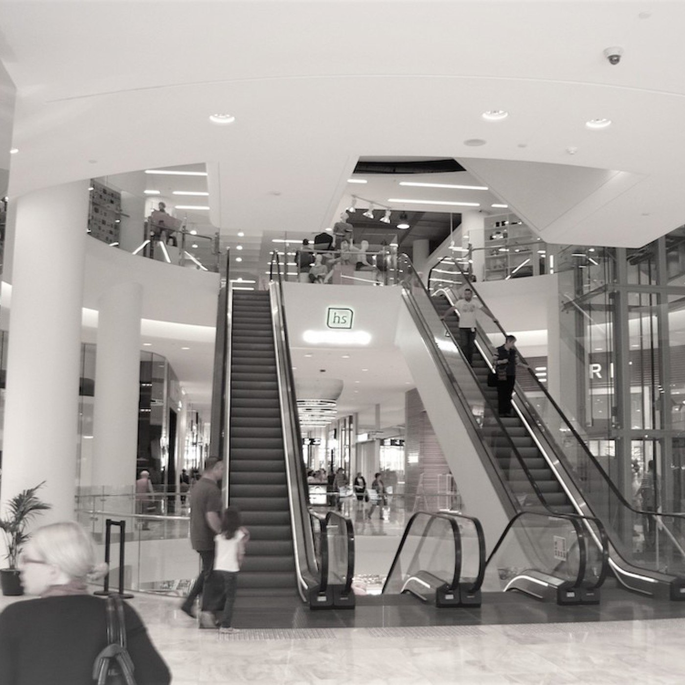 Harris Scarfe Rundle Mall store closure SA news